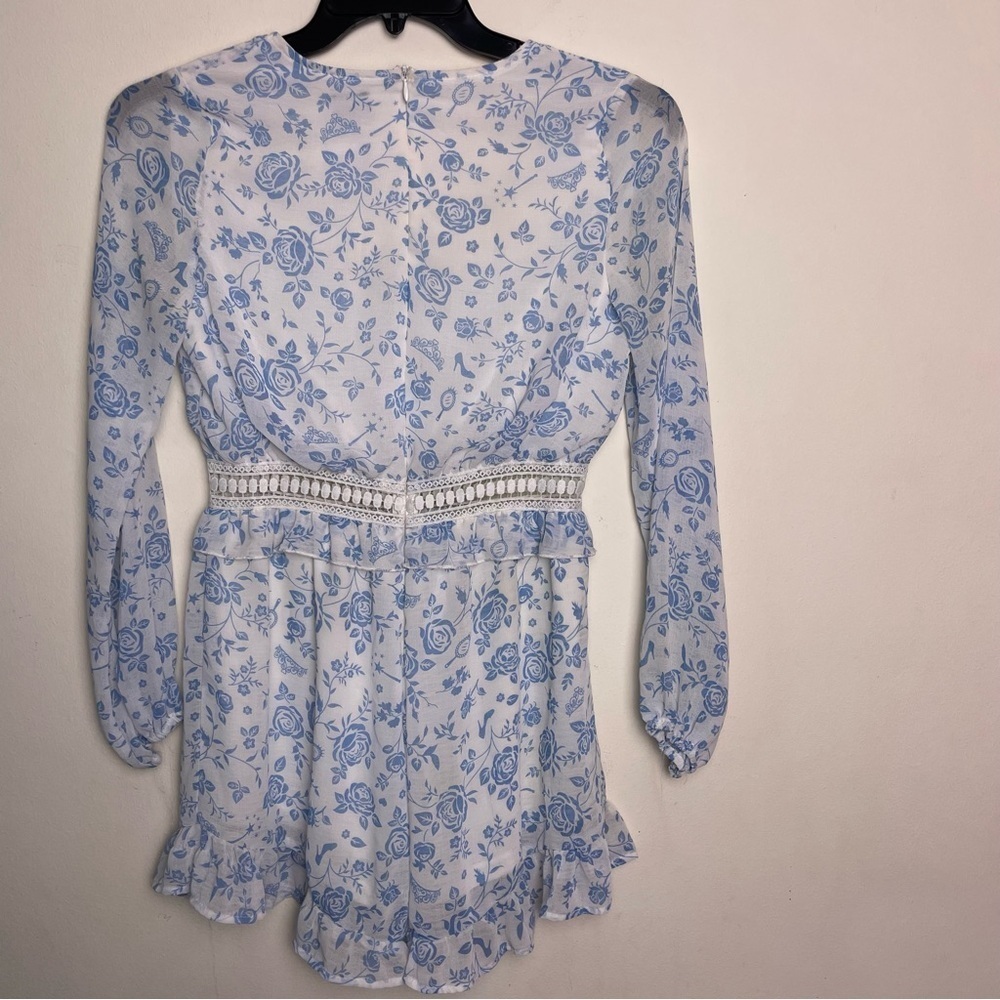 Disney Cinderella romper size medium blue and white - Picture 4 of 6